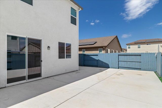 5520 Cora Way, Keyes, CA 95328