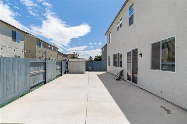 5520 Cora Way, Keyes, CA 95328