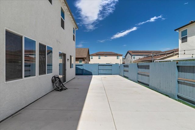 5520 Cora Way, Keyes, CA 95328