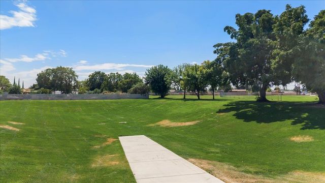 5520 Cora Way, Keyes, CA 95328