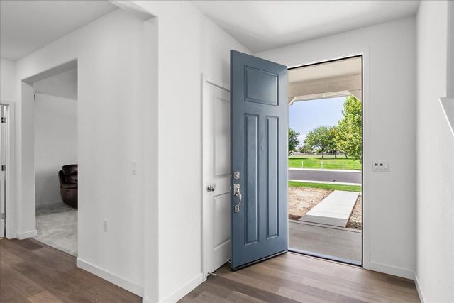 5520 Cora Way, Keyes, CA 95328