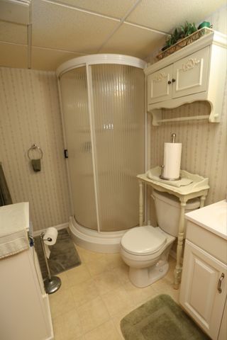 106 N Brook Rd, Springfield, MA 01119