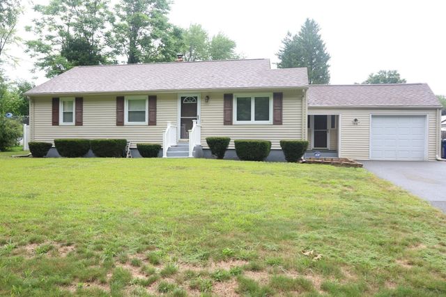 106 N Brook Rd, Springfield, MA 01119