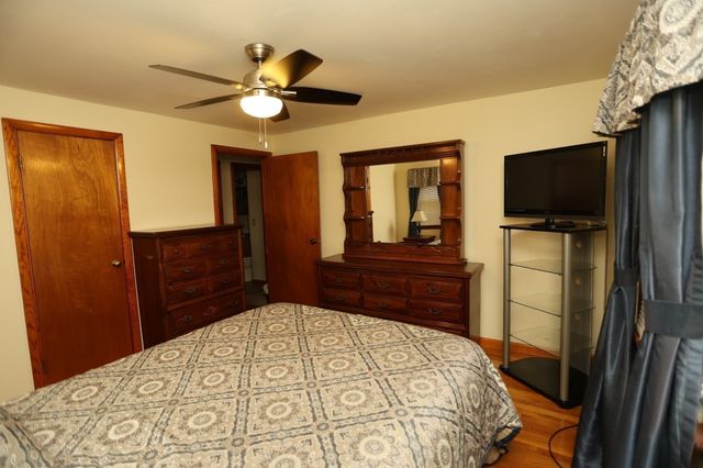 106 N Brook Rd, Springfield, MA 01119