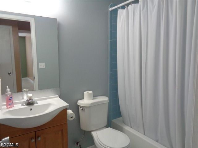 4402 SE 20th PL, Cape Coral, FL 33904