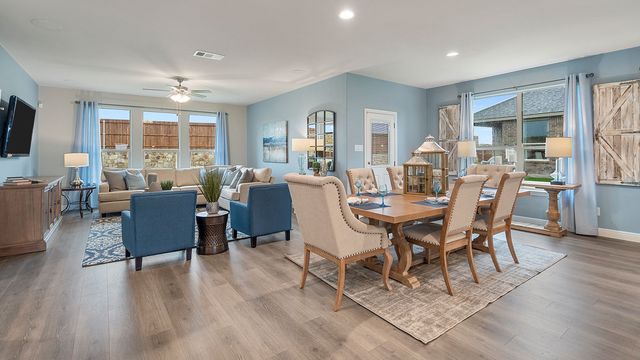 721 BUSHMAN Drive, Fort Worth, TX 76008