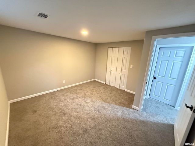 2901 Lyn Street, Springfield, IL 62702