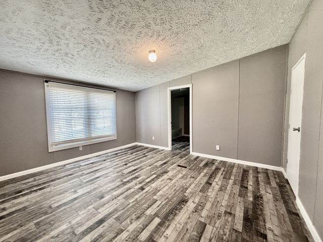 4816 Old Salem Lexie Rd, Belvidere, TN 37306