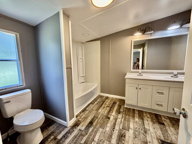 4816 Old Salem Lexie Rd, Belvidere, TN 37306