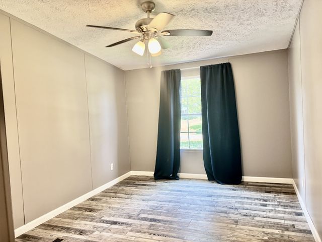 4816 Old Salem Lexie Rd, Belvidere, TN 37306