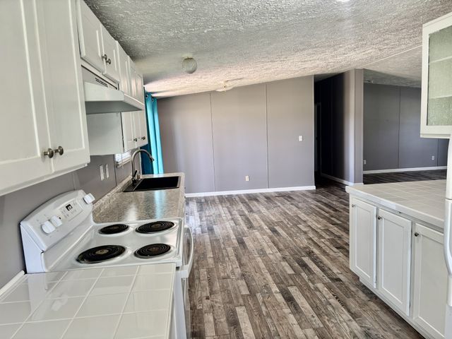 4816 Old Salem Lexie Rd, Belvidere, TN 37306