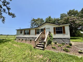 4816 Old Salem Lexie Rd, Belvidere, TN 37306