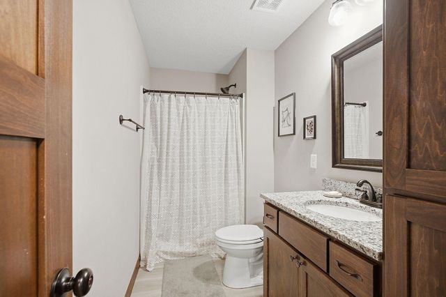 397 15th Street, Farmington, MN 55024
