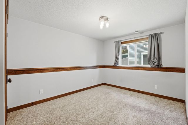 397 15th Street, Farmington, MN 55024