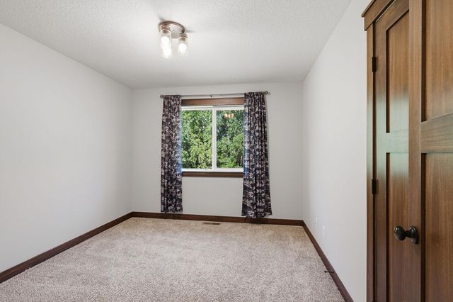 397 15th Street, Farmington, MN 55024