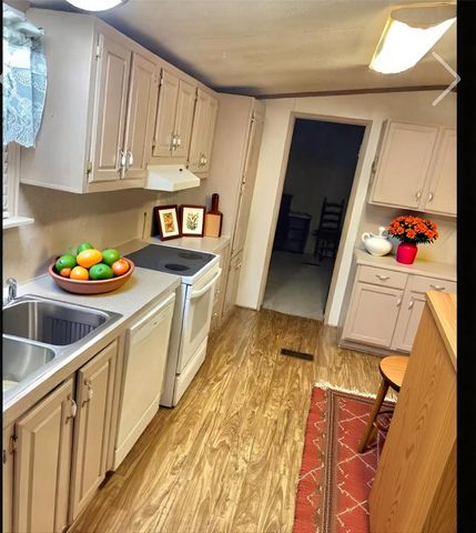 3007 Railwood Street, Baytown, TX 77521