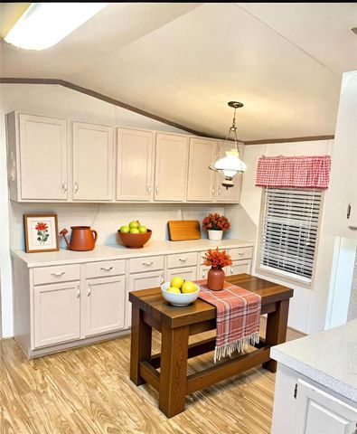 3007 Railwood Street, Baytown, TX 77521