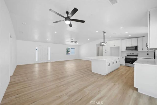 14685 Apple Valley Road, Apple Valley, CA 92307