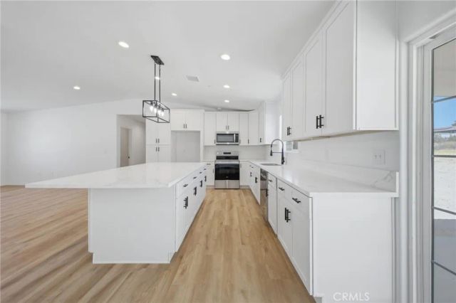 14685 Apple Valley Road, Apple Valley, CA 92307