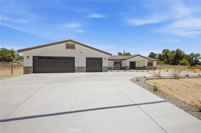 14685 Apple Valley Road, Apple Valley, CA 92307