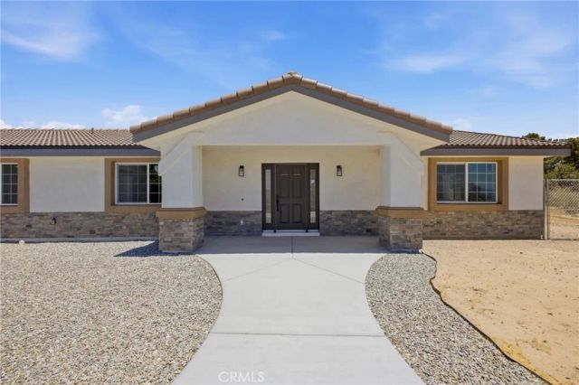 14685 Apple Valley Road, Apple Valley, CA 92307