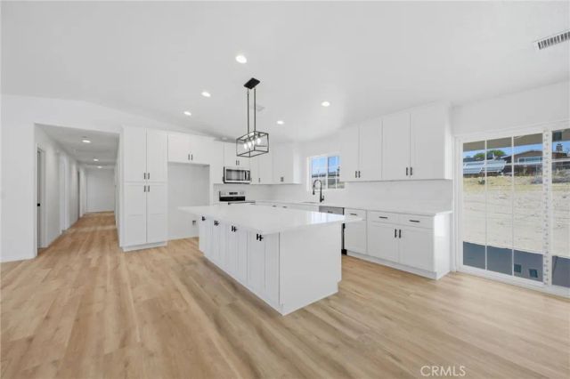 14685 Apple Valley Road, Apple Valley, CA 92307