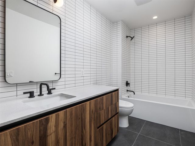 84 East Ave 3308, Austin, TX 78701