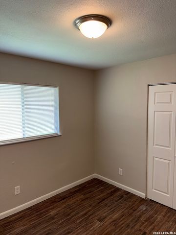 4919 Waycross, San Antonio, TX 78220