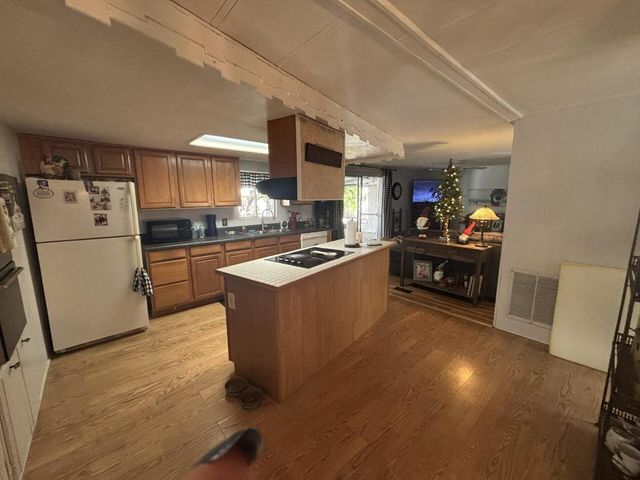 4912 NW 3rd Ave, Lot 940, Deerfield Beach, FL 33064