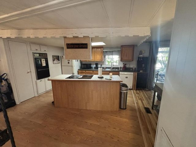 4912 NW 3rd Ave, Lot 940, Deerfield Beach, FL 33064