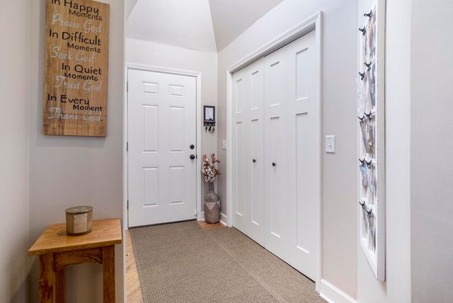 7160 River Valley Drive SE, Alto, MI 49302