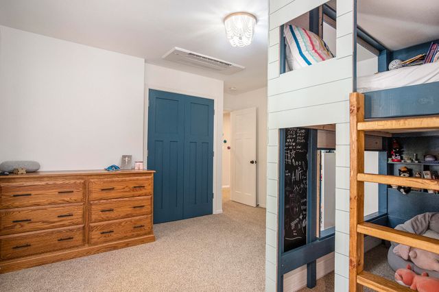 7160 River Valley Drive SE, Alto, MI 49302