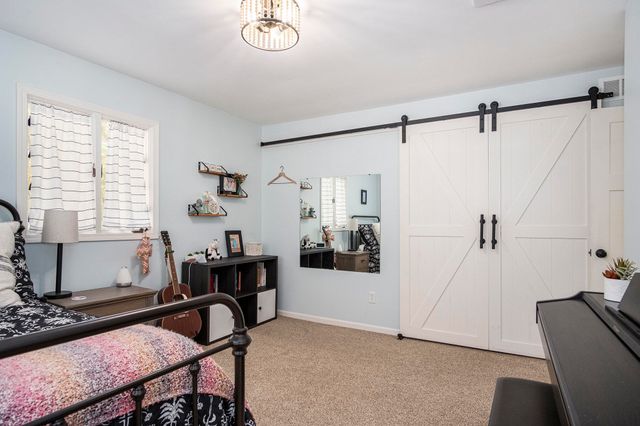 7160 River Valley Drive SE, Alto, MI 49302