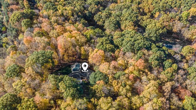 7160 River Valley Drive SE, Alto, MI 49302