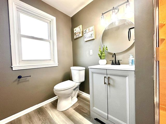 1112 N Fancher ROAD, Mount Pleasant, WI 53406