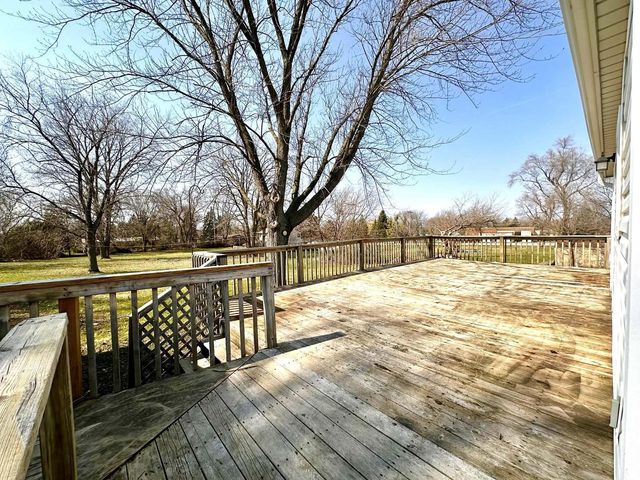 1112 N Fancher ROAD, Mount Pleasant, WI 53406