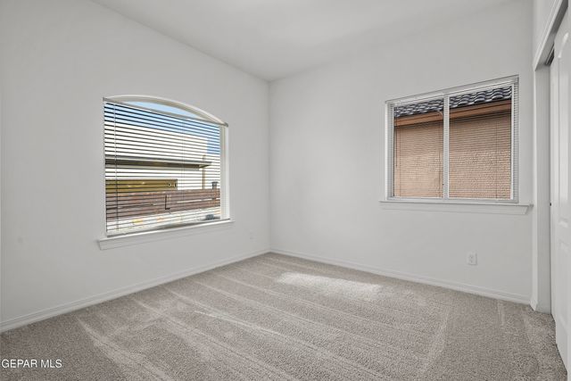 604 Cedarwood Avenue, El Paso, TX 79928