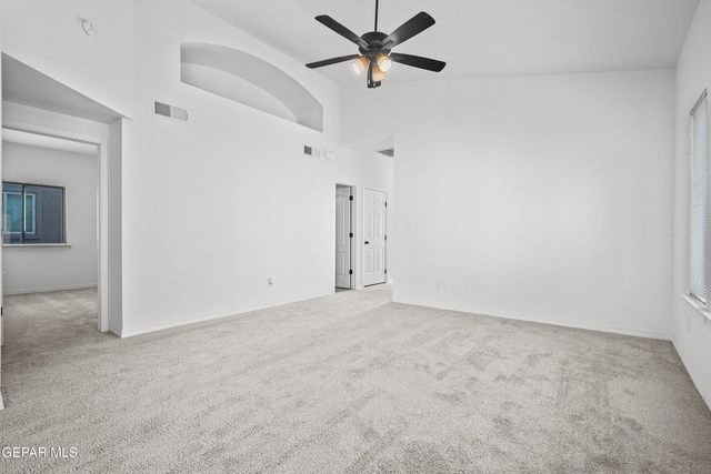 604 Cedarwood Avenue, El Paso, TX 79928