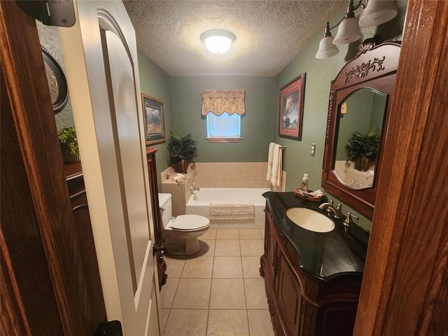 401 S Coblake Street, Apache, OK 73006