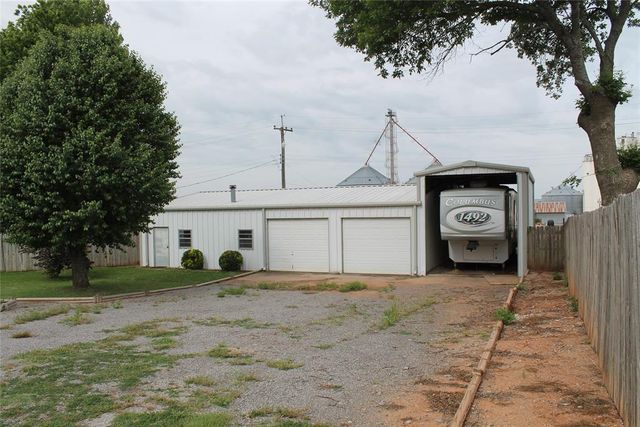 401 S Coblake Street, Apache, OK 73006