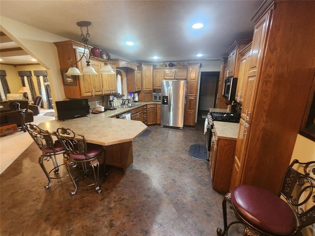 401 S Coblake Street, Apache, OK 73006