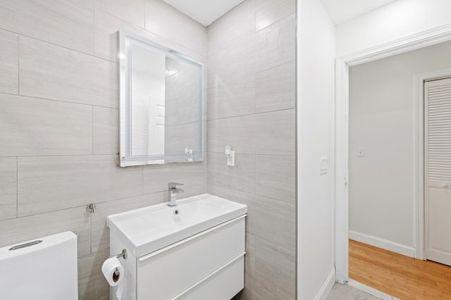 336 Adams Street 6-1, Boston, MA 02122
