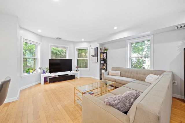 336 Adams Street 6-1, Boston, MA 02122