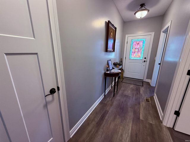 9344 Garman Road, Leo, IN 46765