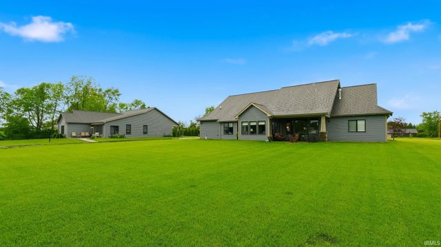 9344 Garman Road, Leo, IN 46765