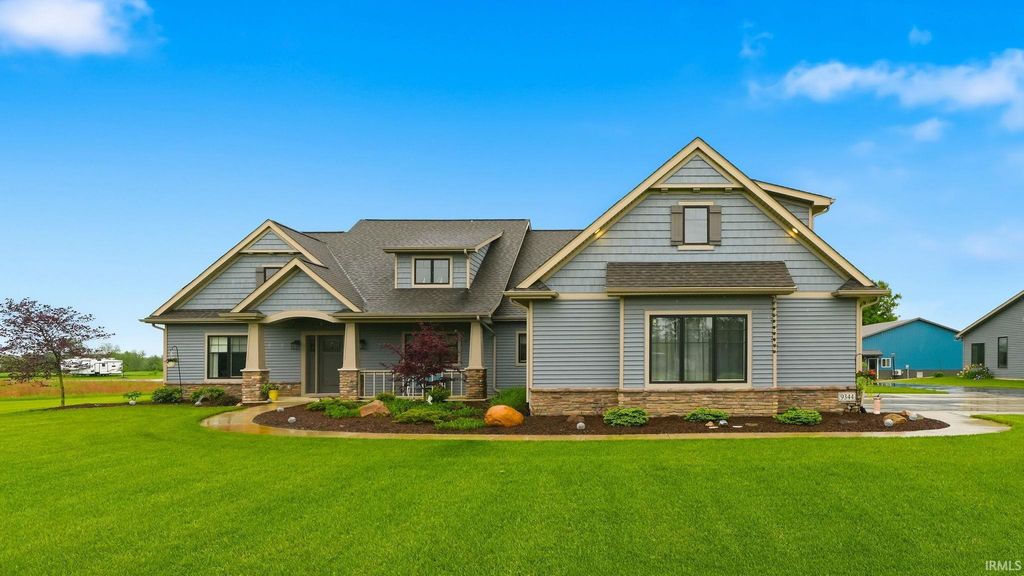 9344 Garman Road, Leo, IN 46765