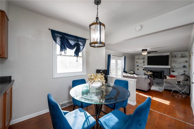 2765 26th Avenue, Marion, IA 52302