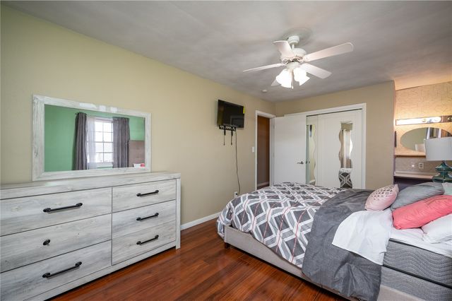 2765 26th Avenue, Marion, IA 52302