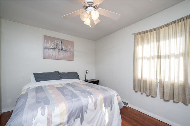 2765 26th Avenue, Marion, IA 52302