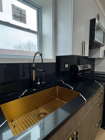 1807 S 49th Court 2nd, Cicero, IL 60804